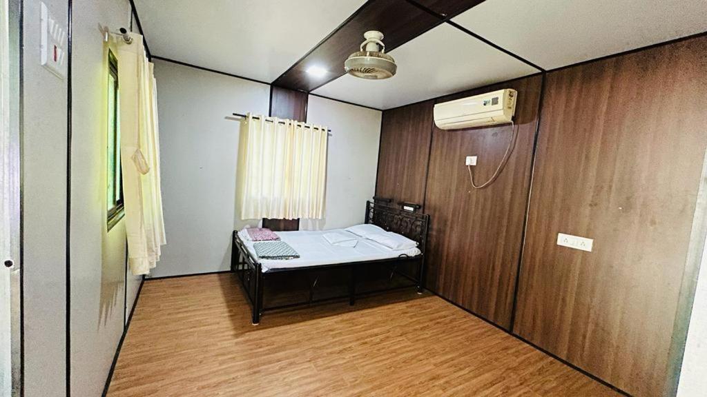 Stay On The Way Resort Mandwa Alībāg Dış mekan fotoğraf